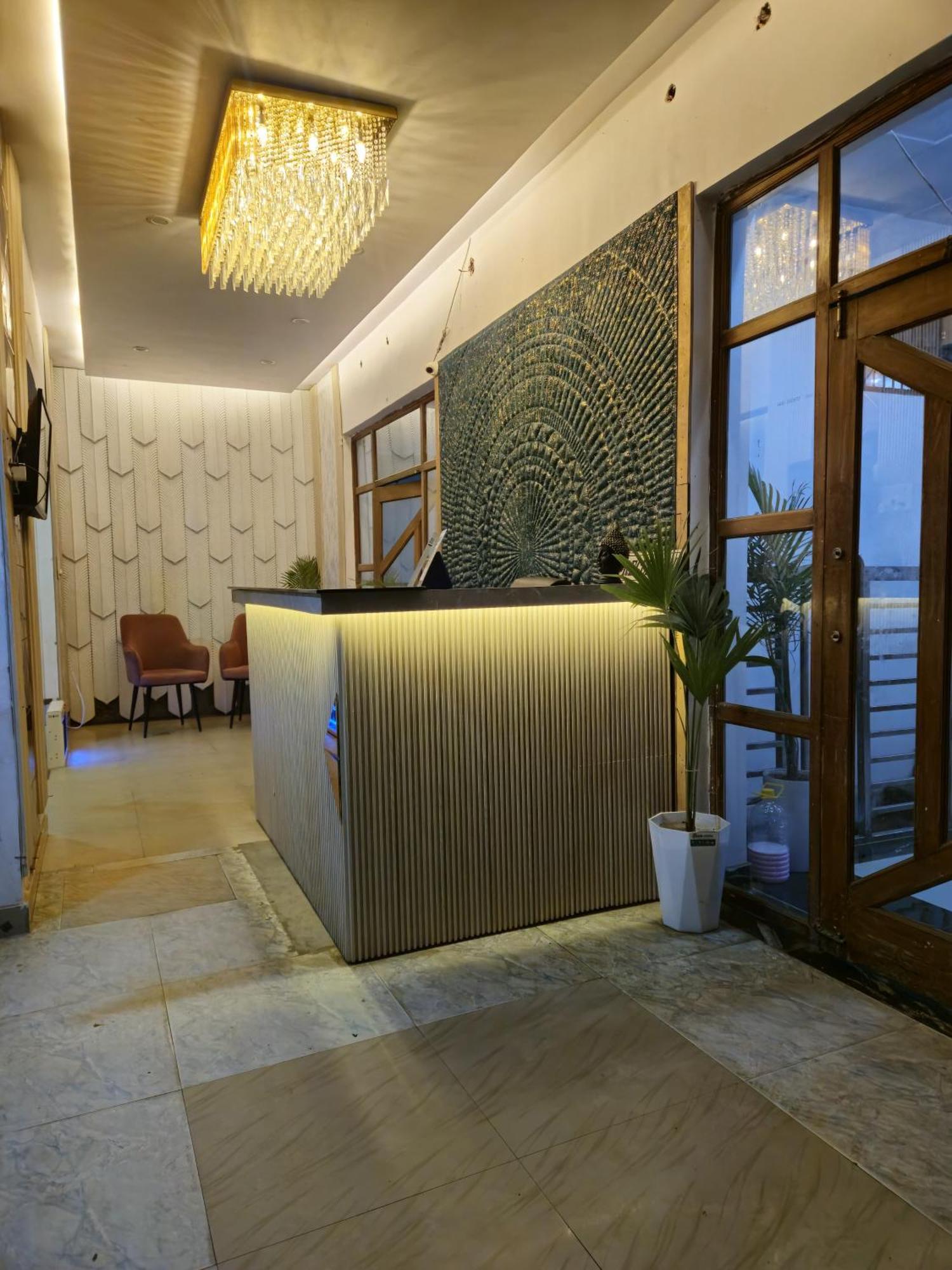 Hotel Royal Orchid Alīgarh Zewnętrze zdjęcie
