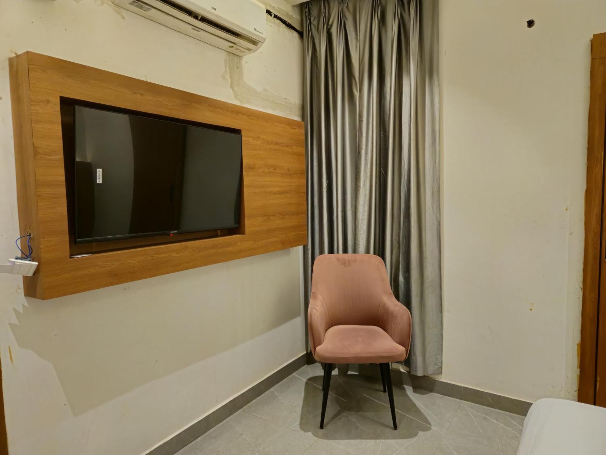 Hotel Royal Orchid Alīgarh Zewnętrze zdjęcie